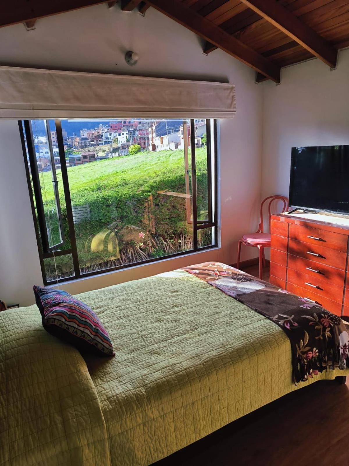 House Life Hotel La Calera Bagian luar foto